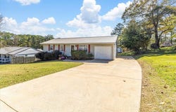 405 Wisteria Road, LaFayette, GA 30728
