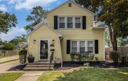1310 Vassar Drive, Kalamazoo, MI 49001