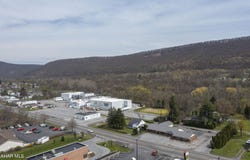 5523 E Pleasant Valley Boulevard, Tyrone, PA 16686