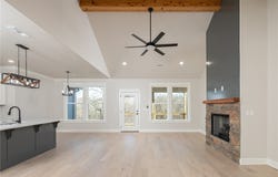 24 Selkirk Drive, Bella Vista, AR 72715