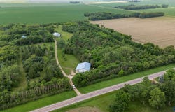 47553 319th St, Elk Point, SD 57025