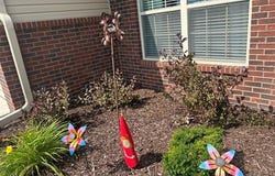 24018 White Pine Street, Flat Rock, MI 48134