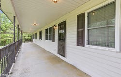 677 Bethel Rd, Clinton, TN 37716