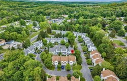 17 Willow Circle, Hamburg Boro, NJ 07419-1018