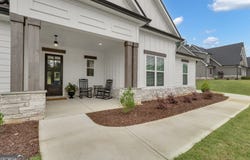 155 Lapis Lake Point, Fayetteville, GA 30215
