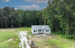 5789 Pine Street, Bailey, NC 27807