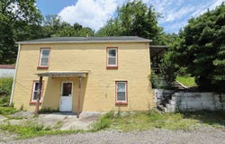 27 Short Street, Charleston, WV 25306