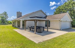 555 Rs County Road 4510, Point, TX 75472
