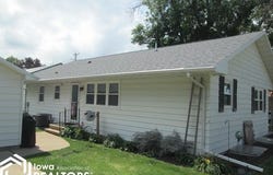 103 5Th Avenue SE, Belmond, IA 50421