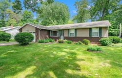 18363 Sheffield Lane, Bristol, IN 46507