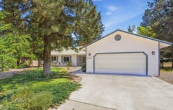 5736 Black Bear Ct, Weed, CA 96064-0000