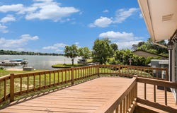 231 Lakeshore Drive, Battle Creek, MI 49015