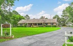 236 CHARLIE CANNON Road, Coushatta, LA 71019