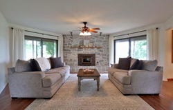283 Bellflower Ln, Marshfield, MO 65706