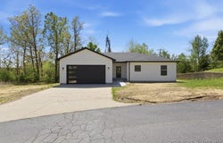 151 Oak Hill Forest Drive, Eldon, MO 65026