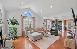 805 SPICE BUSH, AMBLER, PA 19002