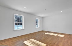 21 AMERICAN AVENUE, CARLISLE, PA 17013