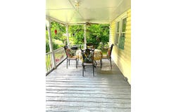 258 Johnson St, Alderson, WV 24910