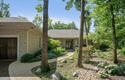 1340 Edgewood Lane, Northbrook, IL 60062