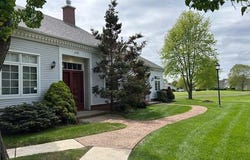 48 Winthrop Road, Monroe, NJ 08831