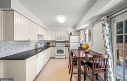 44 CHISWICK DRIVE, LINDENWOLD, NJ 08021