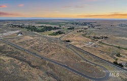 9925 N Sageview Ln, Eagle, ID 83616