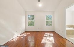 45547 READING Terrace, STERLING, VA 20166