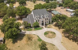 2800 Park Drive, Dalworthington Gardens, TX 76016