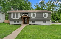 101 Manor Drive, Belton, MO 64012