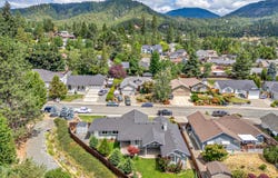 1005 NW Cooke Avenue, Grants Pass, OR 97526