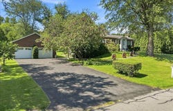 1235 Oakwood Drive, Bethlehem, PA 18017