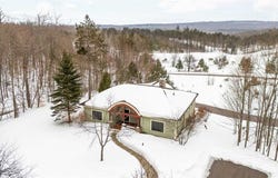 2588 COTTAGE, HARBOR SPRINGS, MI 49740