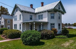 742 Main Street, Reedville, VA 22539