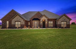 834 Audra Circle, Rhome, TX 76078