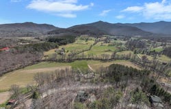 1637 Townsend Mill, Young Harris, GA 30582