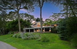 30 Springwood Way, East Hampton, NY 11937
