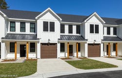 103 Star Lake Circle, Cape Carteret, NC 28584