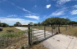 186 County Road 161, Alice, TX 78332