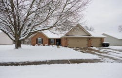 2321 Oak Park Dr, Richmond, IN 47374