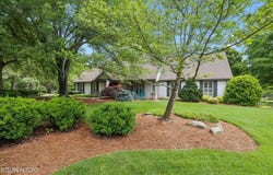 12368 N Fox Den Drive, Knoxville, TN 37934
