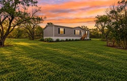 172 COUNTY ROAD 2667, Devine, TX 78016