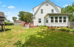 39 Pettaconsett Avenue, Warwick, RI 02888