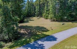 92 Crystal Heights Drive, Hendersonville, NC 28739