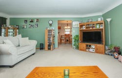 1503 W 8th, Cedar Falls, IA 50613