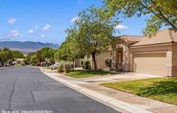 471 Canyon Way, Mesquite, NV 89027