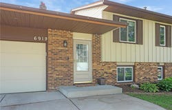 6919 Idsen Avenue S, Cottage Grove, MN 55016