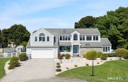 4 Sheffield Cove Road, Old Saybrook, CT 06475