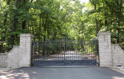 2050 N 23rd Avenue, Ozark, MO 65721