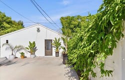 132 N CARSON Rd, BEVERLY HILLS, CA 90211