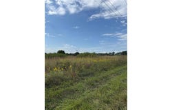 Pressonville Road, Paola, KS 66071